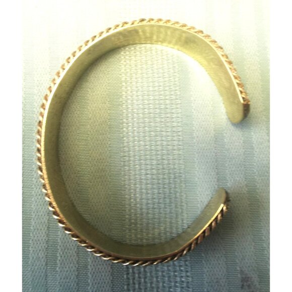 Etched Brass Cuff Bracelet Wide Boho Statement Cuff with Chain Border Vintage - Picture 9 of 10